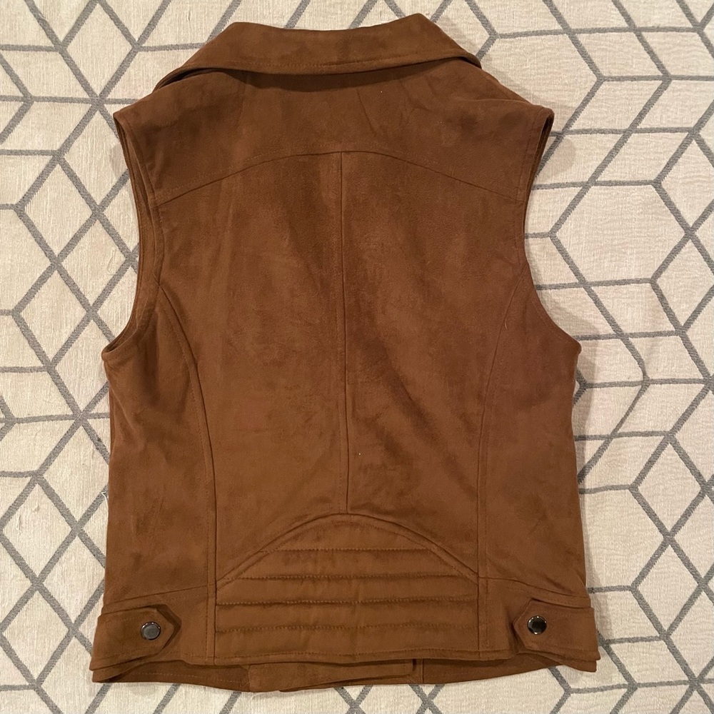 EXPRESS Vest - Picture 2 of 4